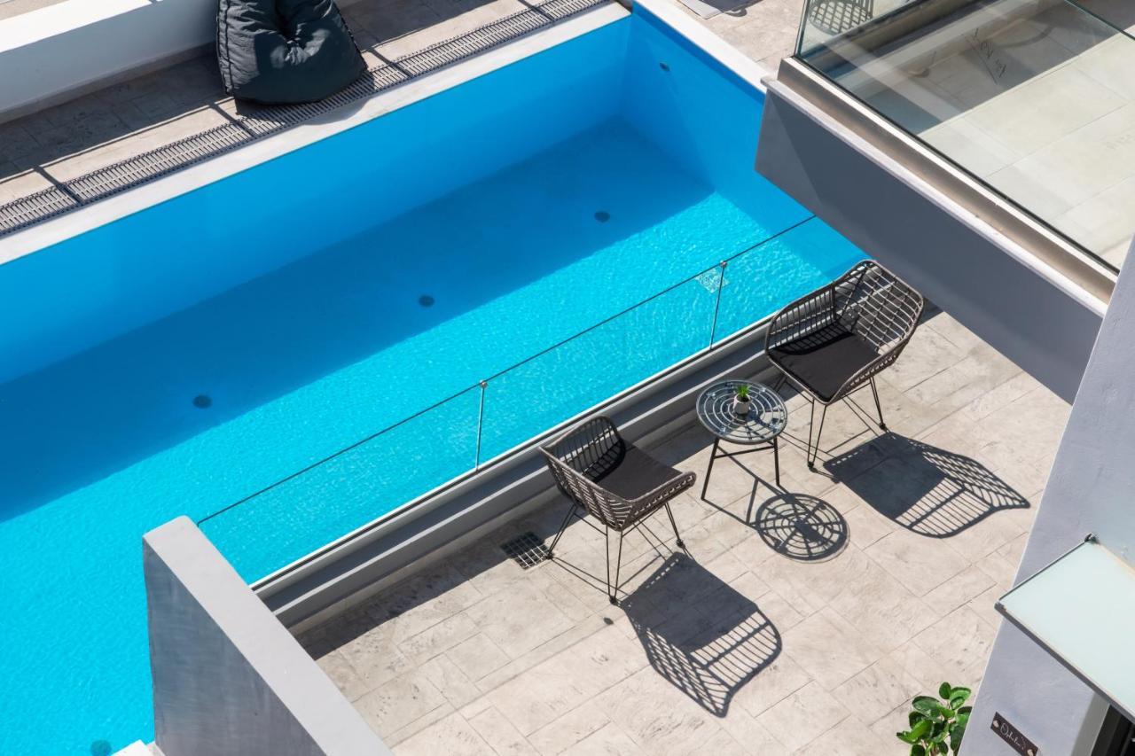 Clelia'S And Dione'S Design Studios Swimming Pool Nikiana Bagian luar foto