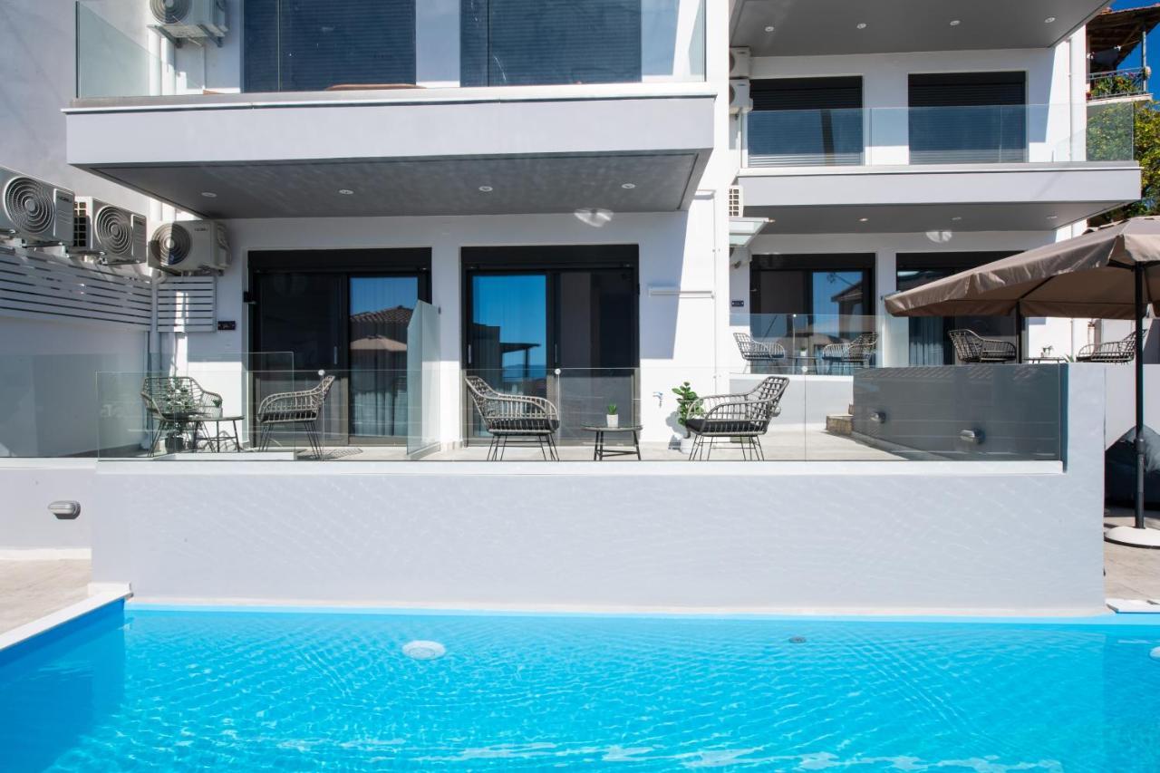 Clelia'S And Dione'S Design Studios Swimming Pool Nikiana Bagian luar foto